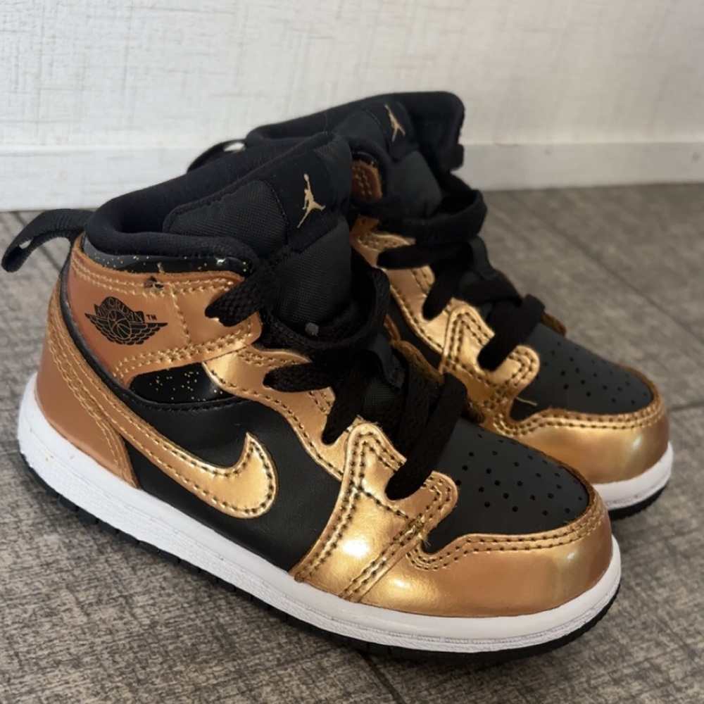 Nike Kids Black and Metallic Gold High-Top Sneakers